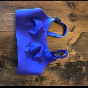 Lululemon Ta Ta Tamer - 34DD